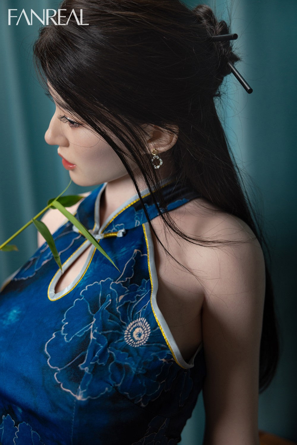Fay seksinukke (FanReal Doll 170 cm G-cup silikoni)