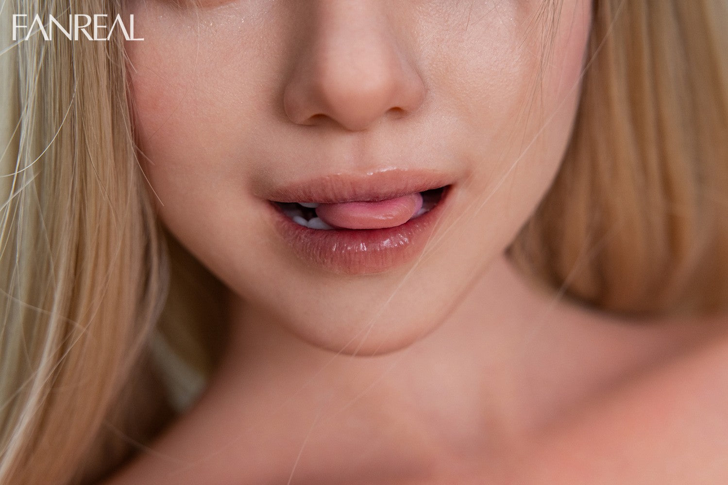 Maria Torso seksinukke (FanReal Doll 109cm F-cup silikoni)