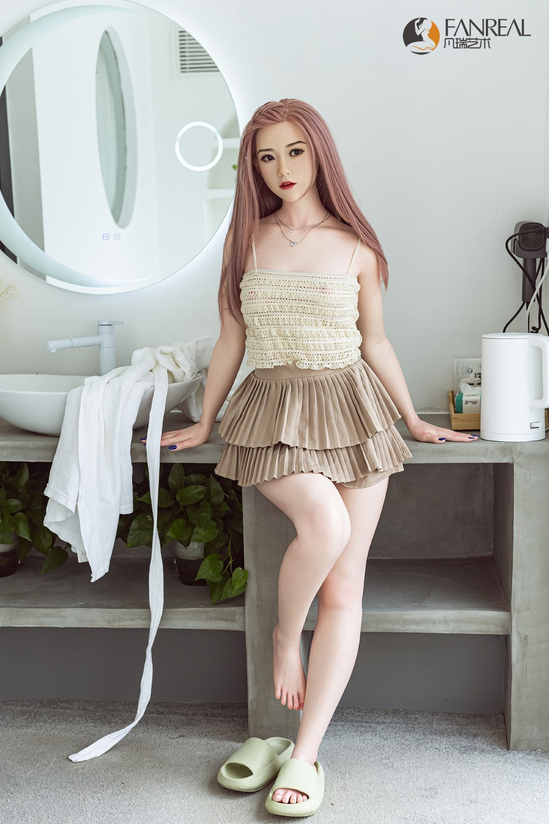 Qian seksinukke (FanReal Doll 158 cm B-cup silikoni)