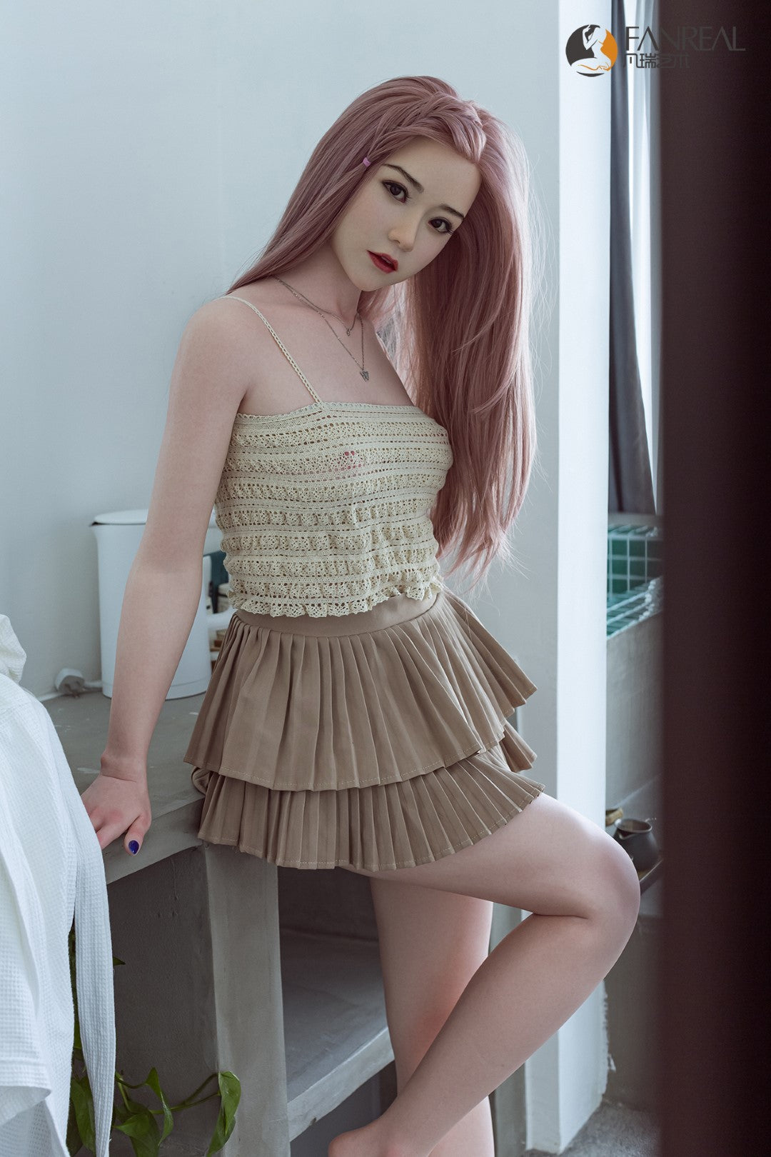 Qian seksinukke (FanReal Doll 158 cm B-cup silikoni)