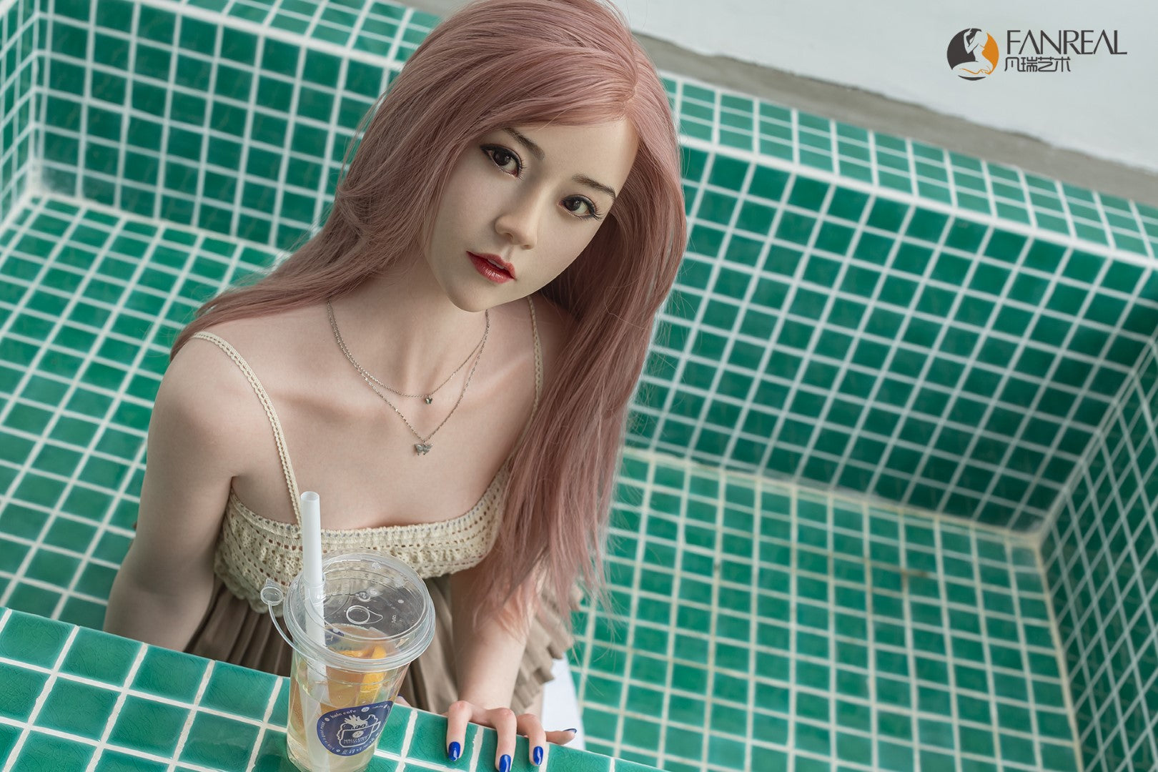 Qian seksinukke (FanReal Doll 158 cm B-cup silikoni)