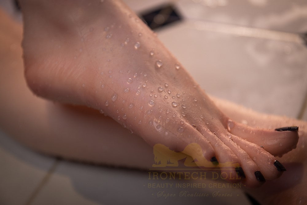 Maria seksinukke (Irontech Doll 162cm B-cup P37 silikoni)