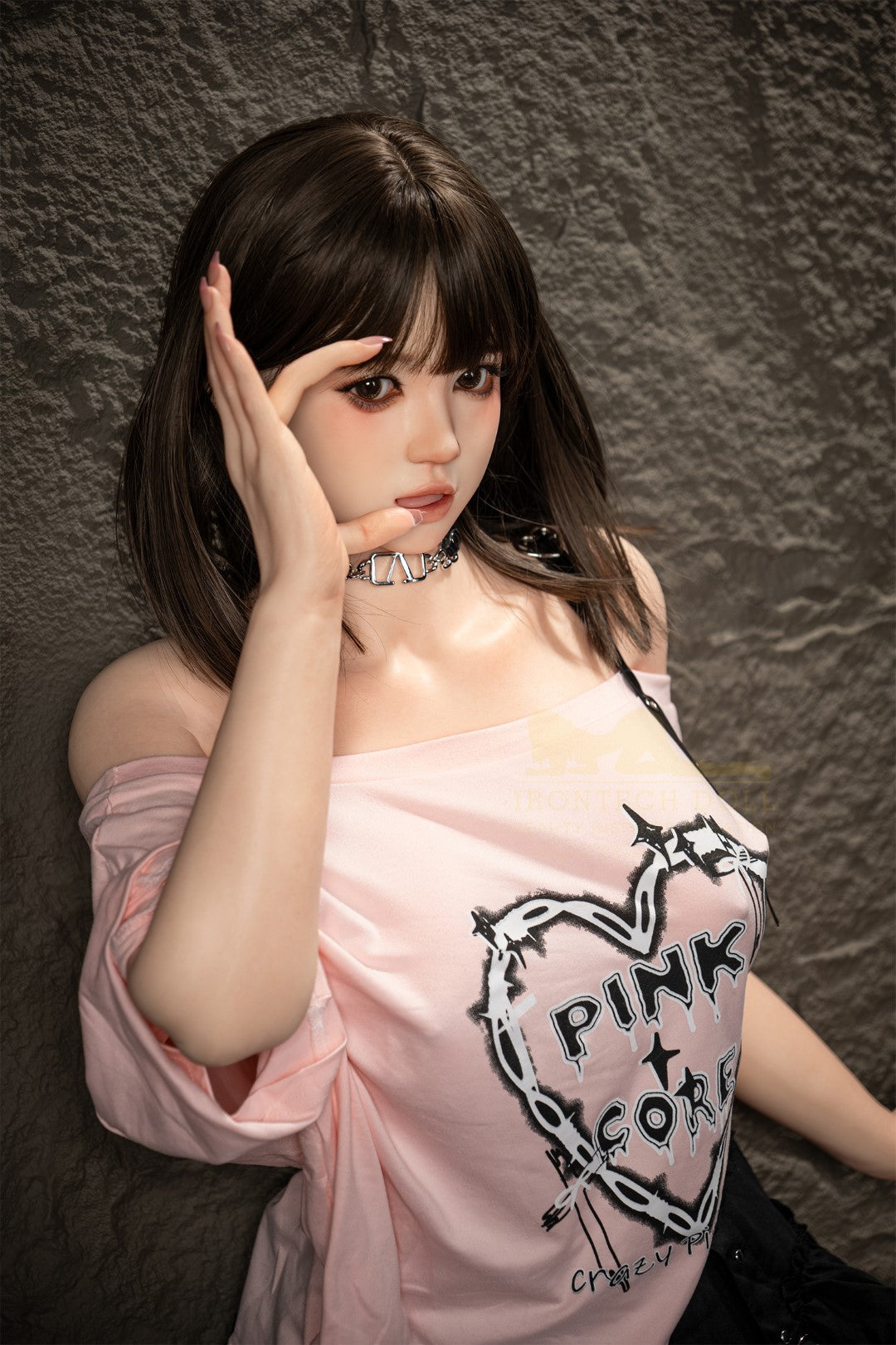 Yhdeksän seksinukke (Irontech Doll 158cm E-cup T3-1 silikoni)