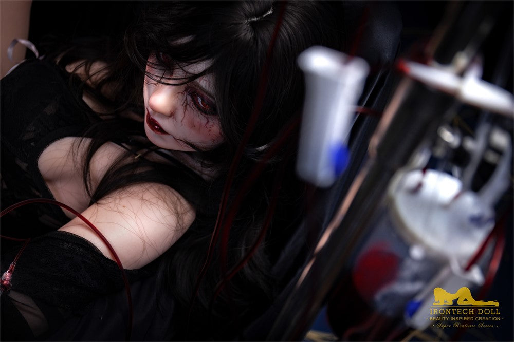 Shelly Sexdocka (Irontech Doll 167cm E-kupa S40 Silikon)