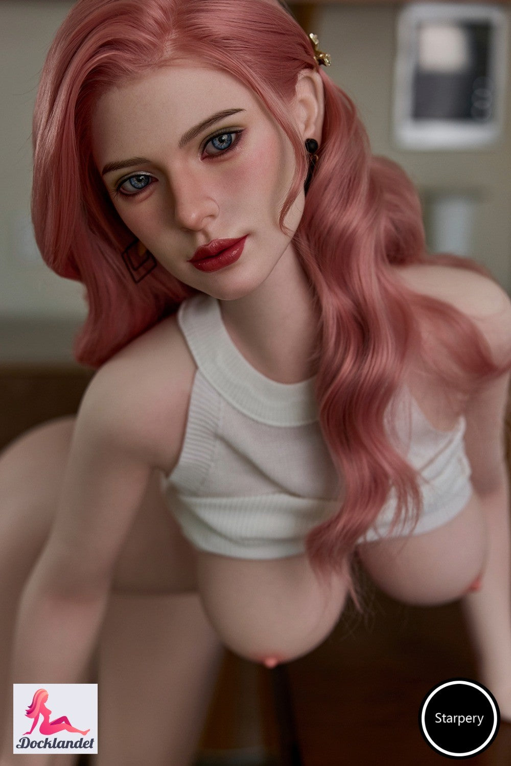 Jane Bennet is a 171 cm tall sex doll with a D-cup breast size. A high-quality realistic doll with a curvy body. Equipped with a movable jaw and real mouth (ROS).