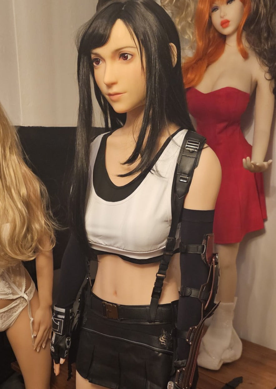 Tifa seksinukke (Game Lady 168cm E-cup Nro 15 silikoni)