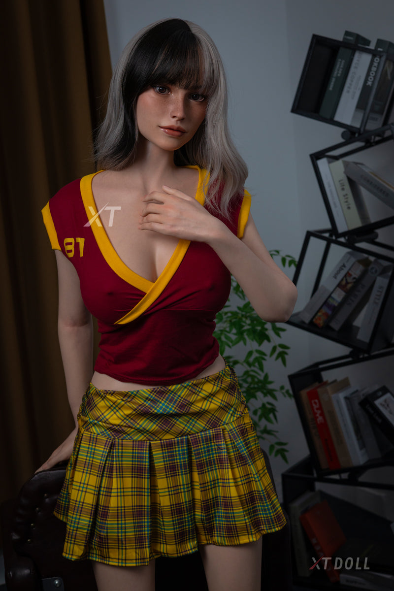 Julie seksinukke (XT Doll 165 cm E-cup #XT-6 silikoni)