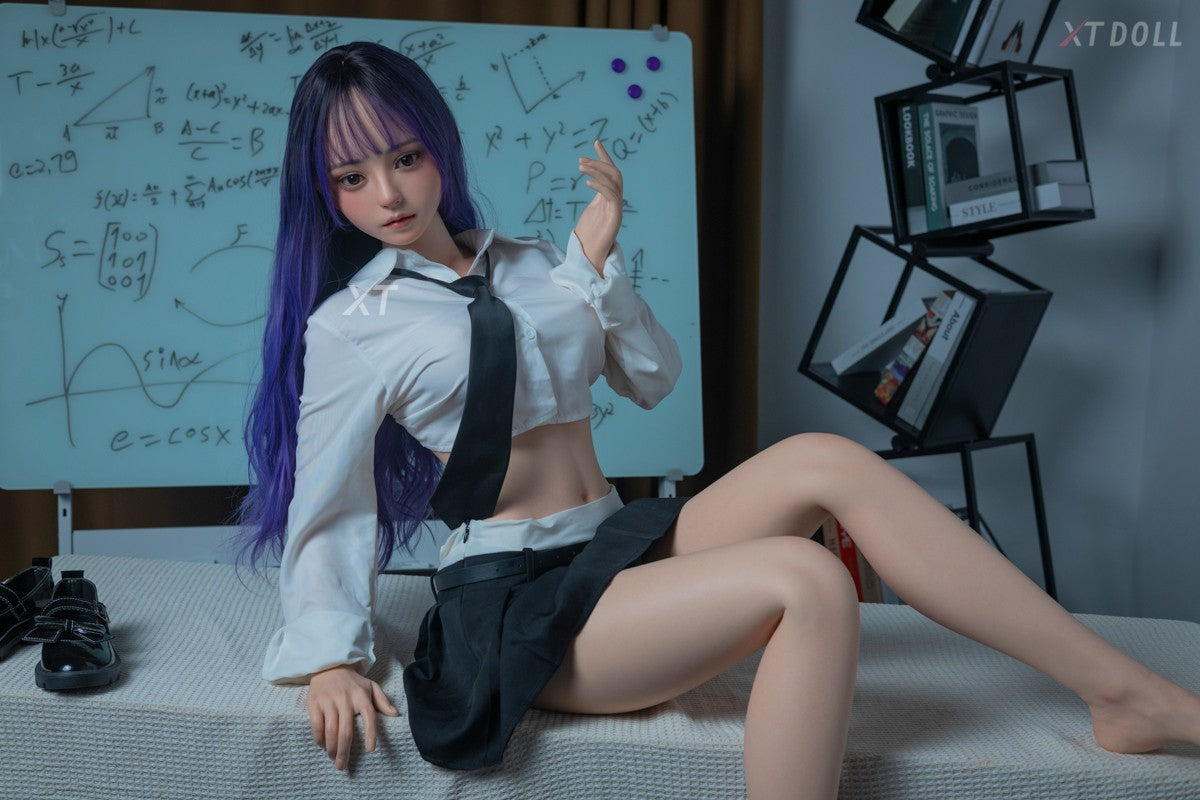 Akira seksinukke (XT Doll 157cm D-cup #XT-housut2-B silikoni)