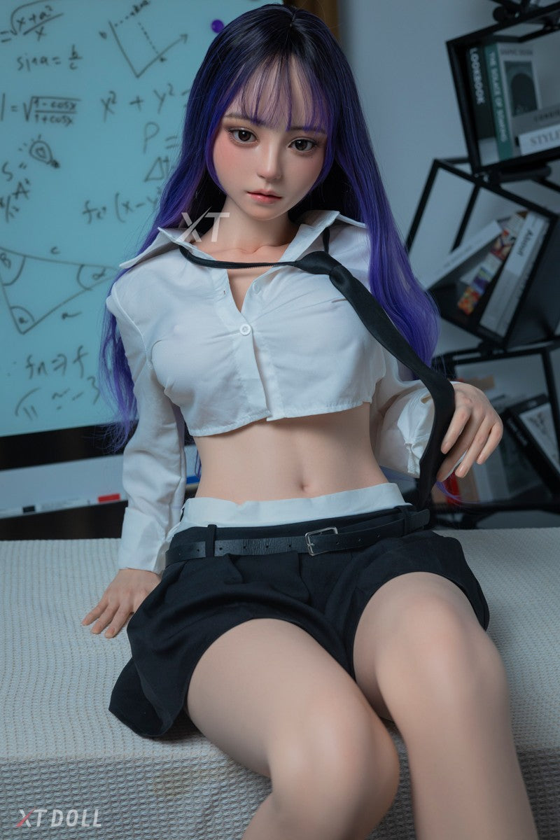 Akira seksinukke (XT Doll 157cm D-cup #XT-housut2-B silikoni)