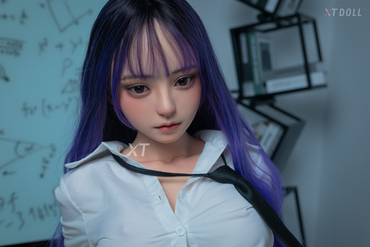 Akira seksinukke (XT Doll 157cm D-cup #XT-housut2-B silikoni)