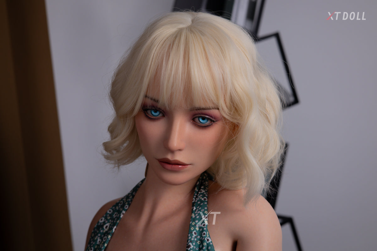 Carey seksinukke (XT Doll 160 cm h-cup #XT-2-C silikoni)