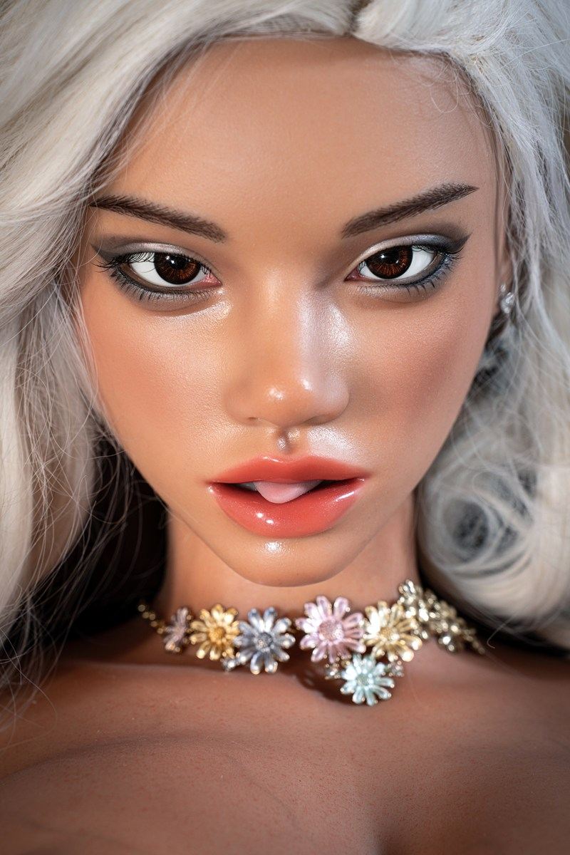 Rihanna Sexdocka (FUDoll 162cm F-Kupa Silikon)