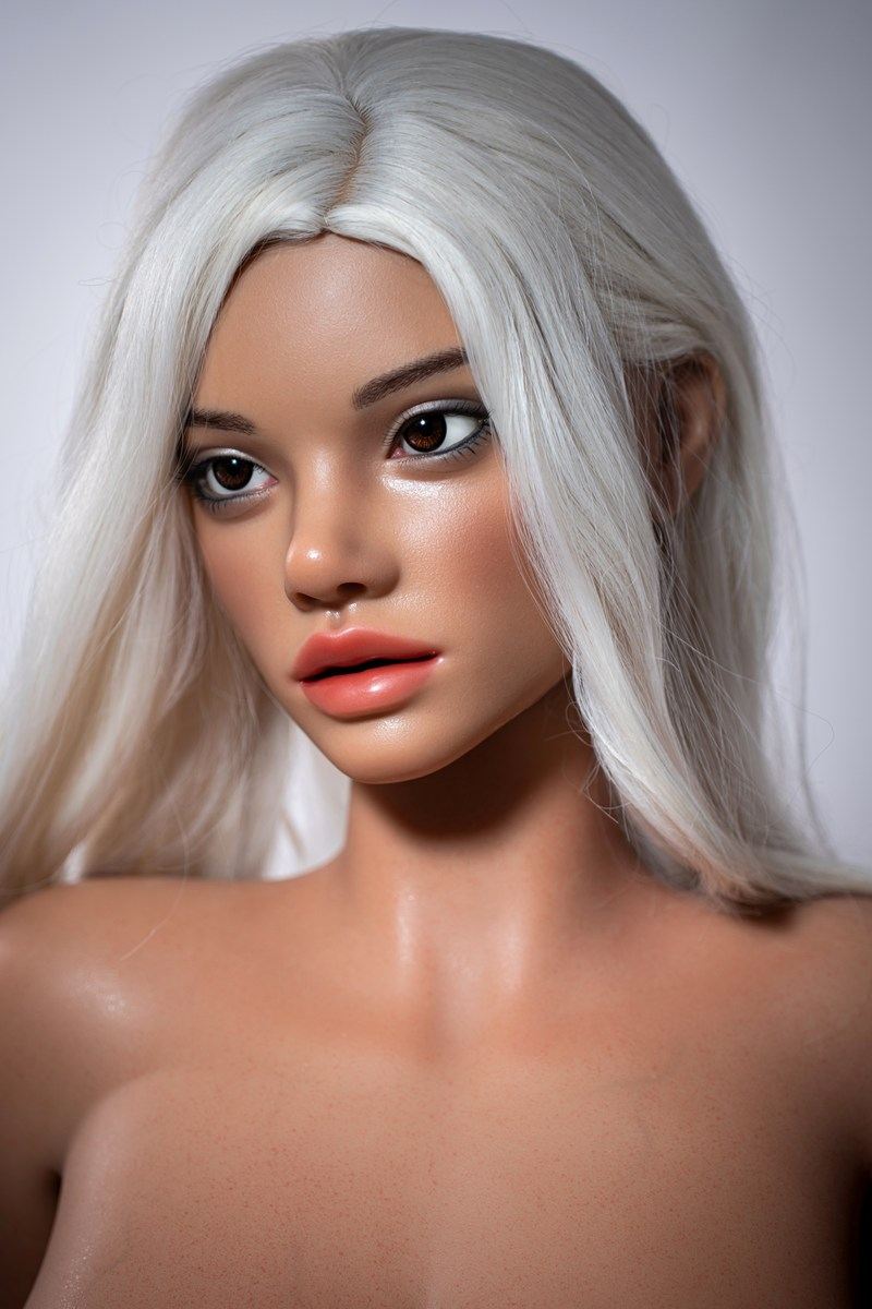Rihanna Sexdocka (FUDoll 162cm F-Kupa Silikon)