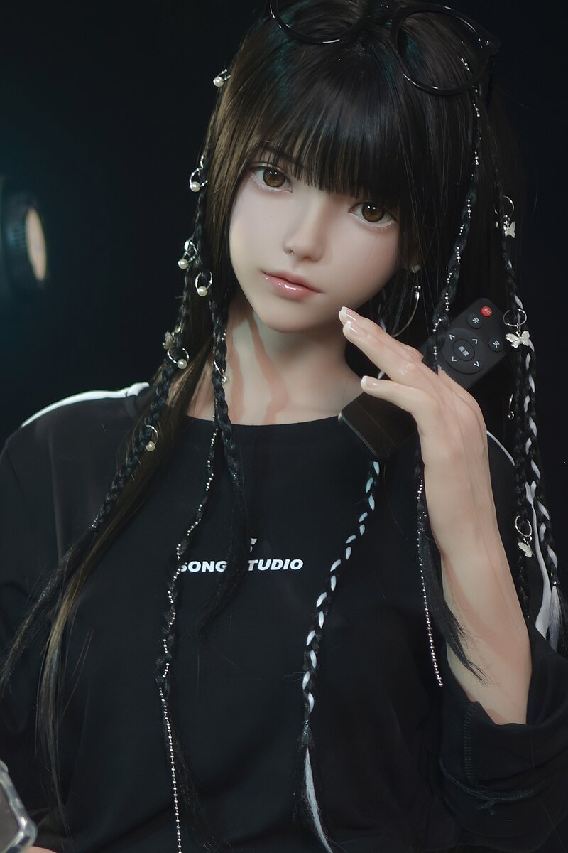 Xiaolu seksinukke (FUDukke 150cm B-cup silikoni)