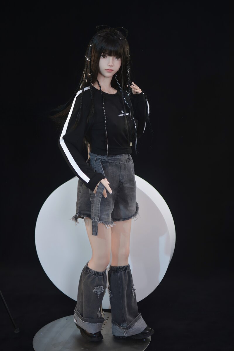 Xiaolu seksinukke (FUDukke 150cm B-cup silikoni)