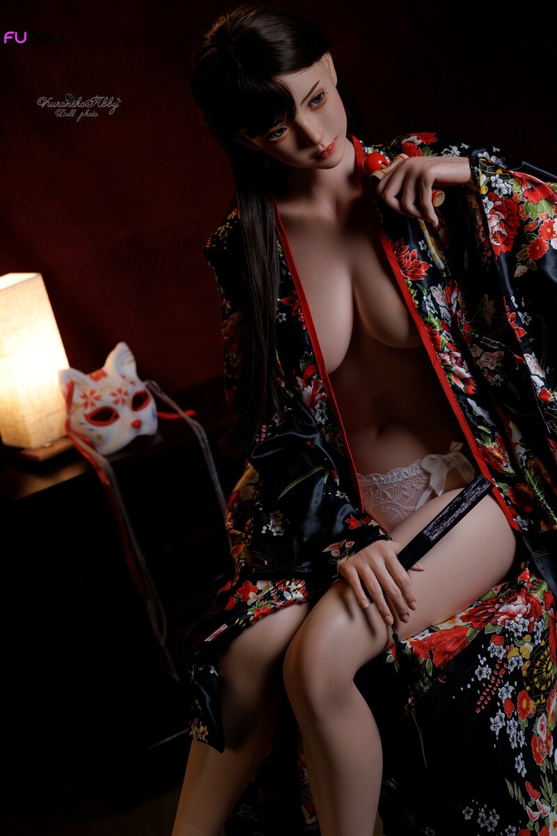 Guxiaoyu Sexdocka (FUDoll 161cm D-Kupa Silikon)