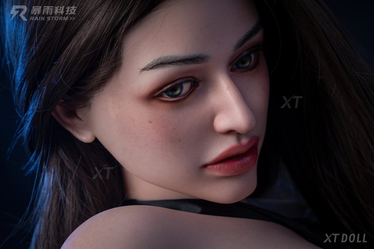 Everleigh 2 Sexdocka (XT Doll 162cm G-Kupa #XT-19-A Silikon)