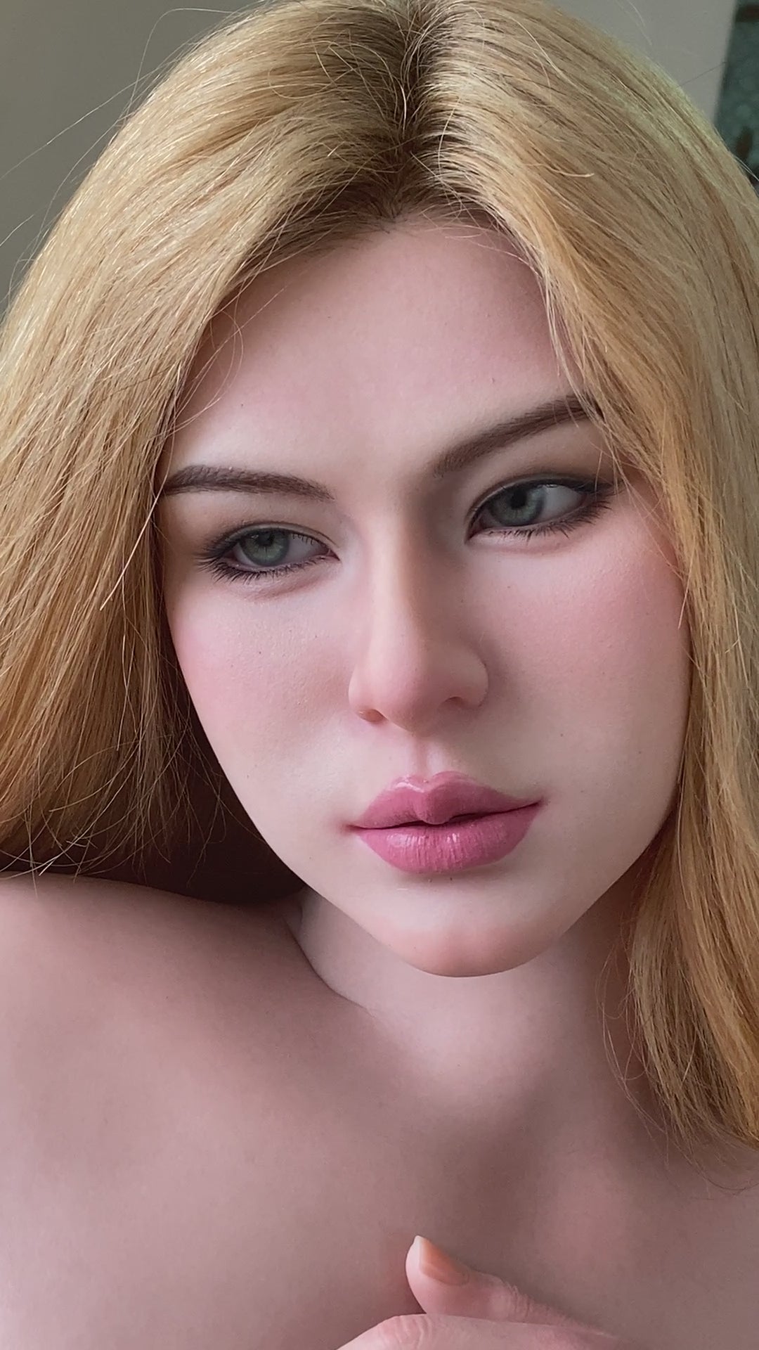 Mia seksinukke (Starpery 161 cm H-cup silikoni)