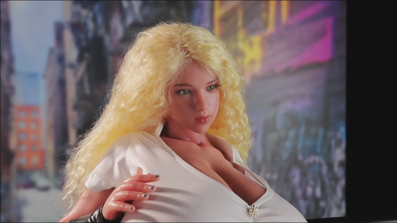 Chase seksinukke (Climax Doll Mini 70cm S-cup TPE)