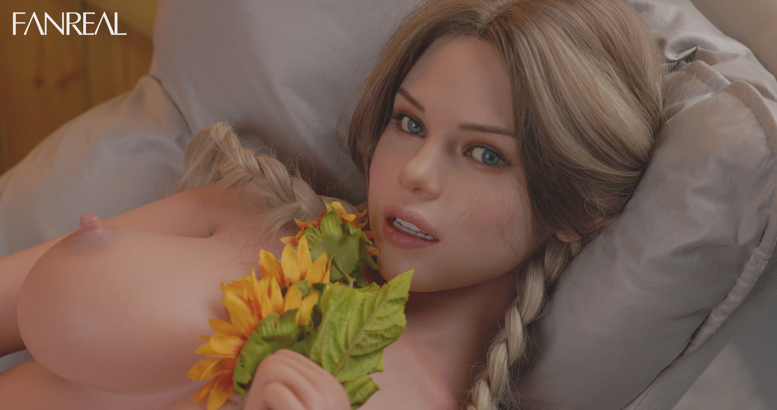 Carlee Torso Sexdocka (FanReal Doll 109cm F-kupa Silikon)