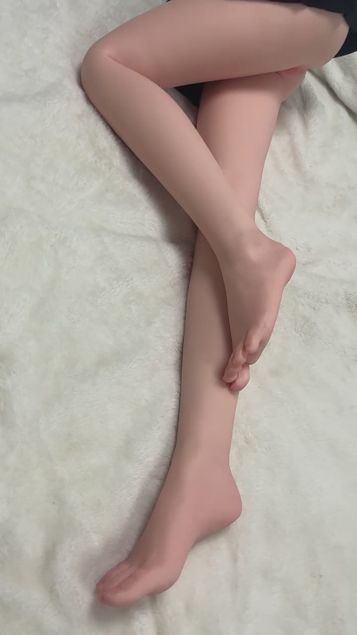 Jalat (Tayu-Doll 107cm silikoni)