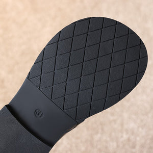 Kengät seksinukelle (musta, patentoitu)