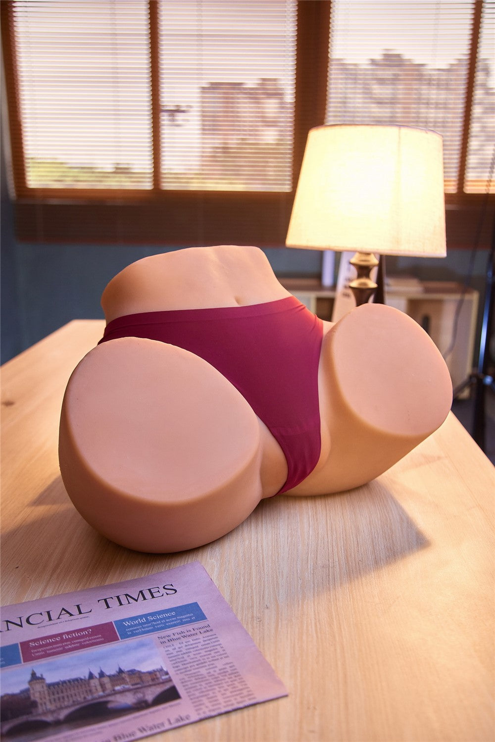 Butt erityisen suuri kurvikas seksinukke (Irontech Doll Hip 125cm TPE)