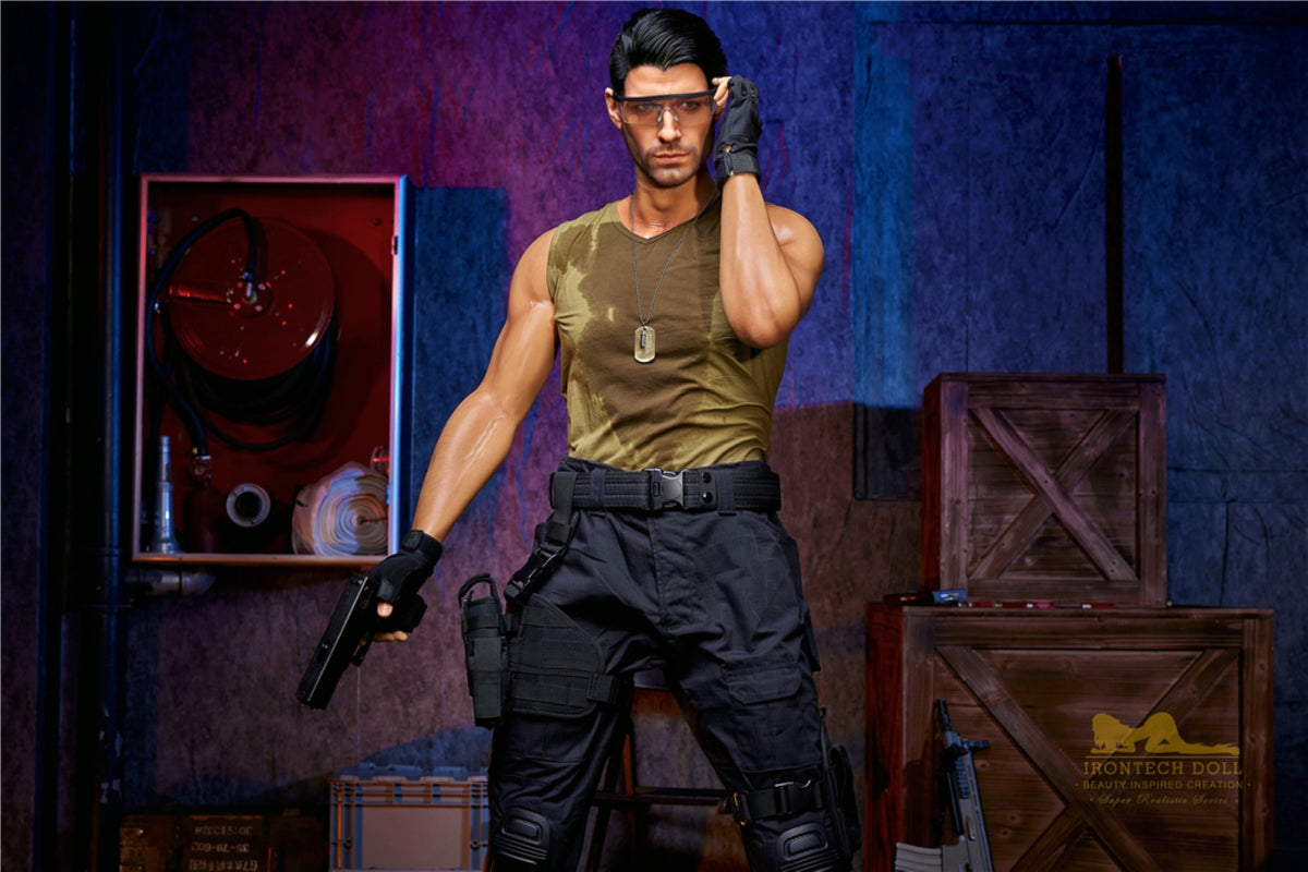 Thomas -uros seksinukke (Irontech Doll 176 cm m5 silikoni)