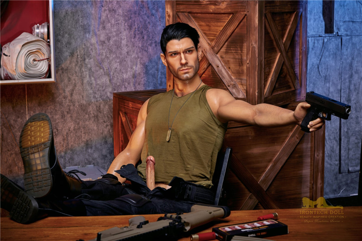 Thomas -uros seksinukke (Irontech Doll 176 cm m5 silikoni)