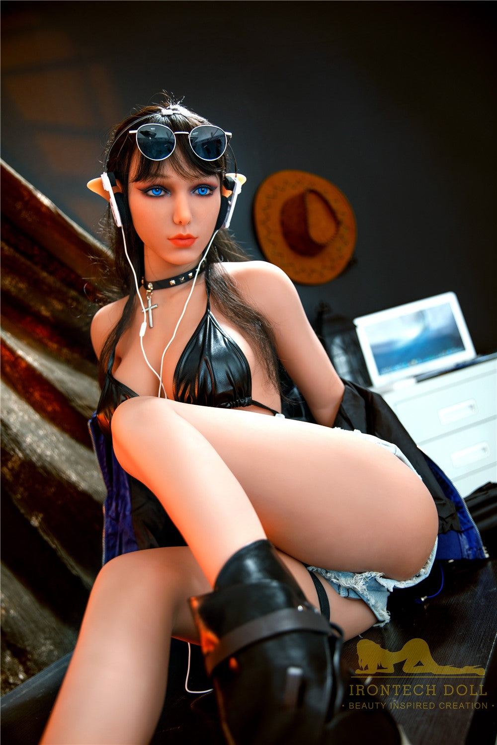 Scarlet Elf Sexdocka (Irontech Doll 167cm F-Kupa #93 TPE)