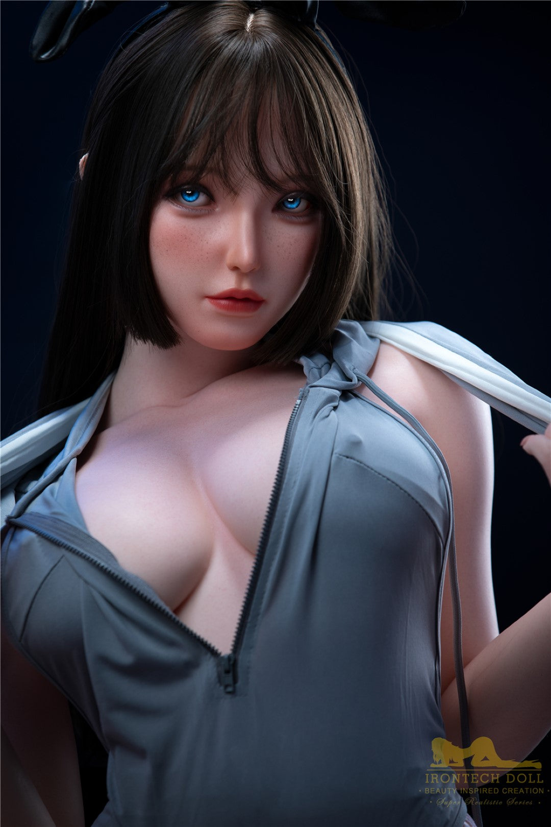 Yu Sexdocka (Irontech Doll 164cm E-kupa S16 Silikon)