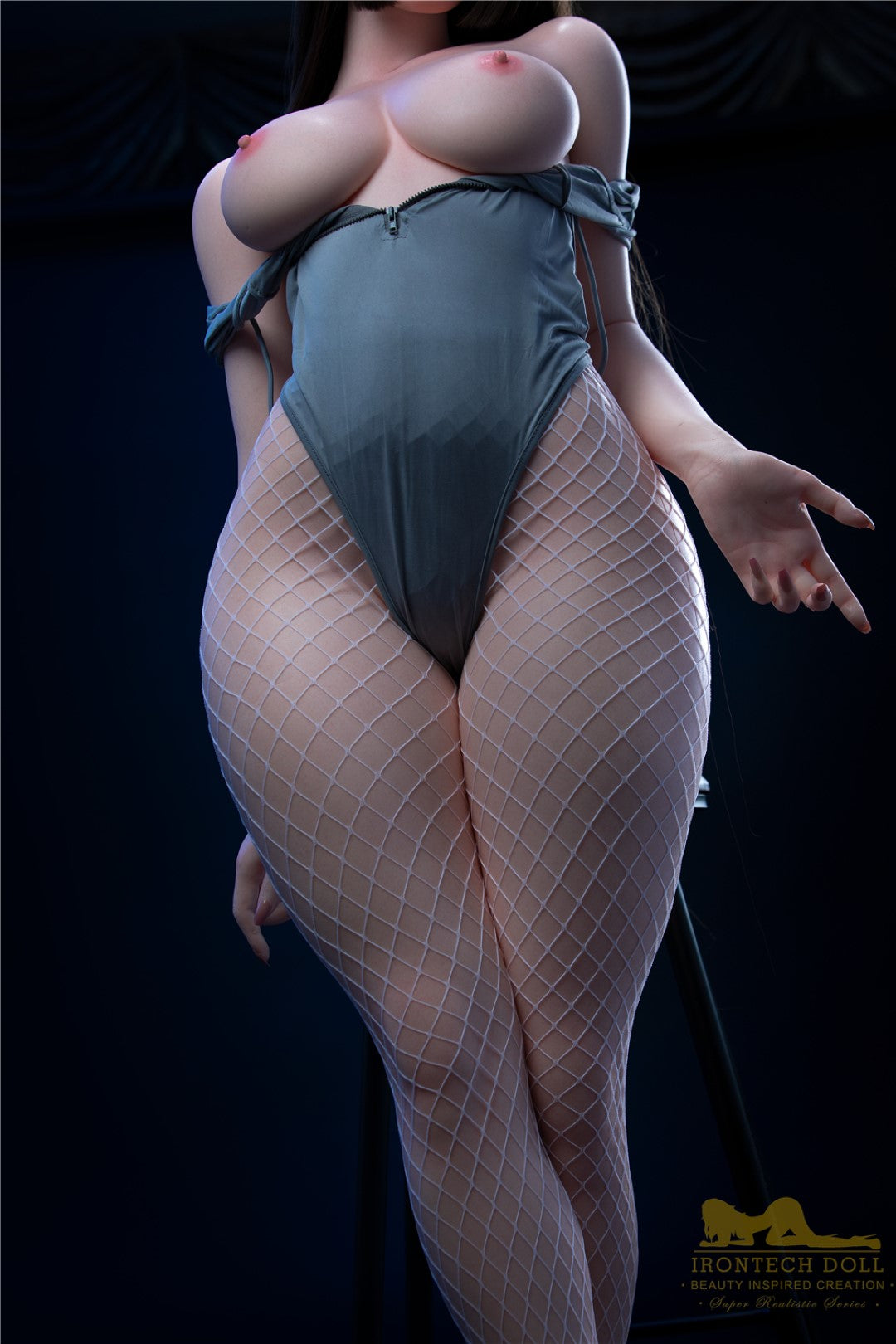 Yu Sexdocka (Irontech Doll 164cm E-kupa S16 Silikon)