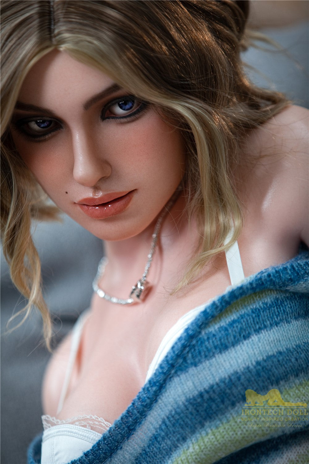 Lotta seksinukke (Irontech Doll 152cm A-cup S17 silikoni)