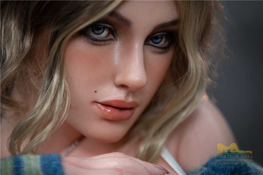 Lotta Sexdocka (Irontech Doll 152cm A-Kupa S17 Silikon)