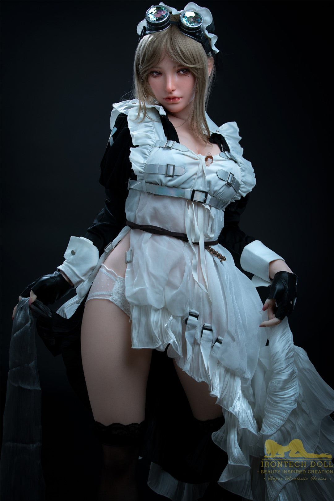 Cynthia Sexdocka (Irontech Doll 165cm F-Kupa S15 Silikon)
