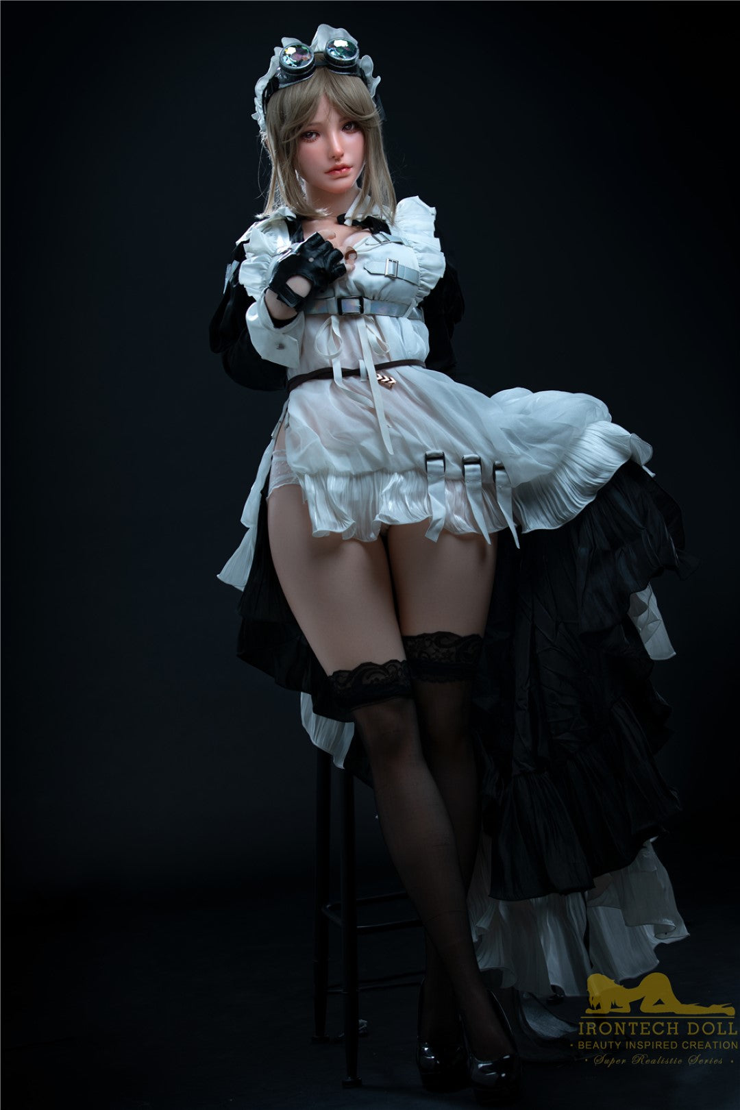 Cynthia Sexdocka (Irontech Doll 165cm F-Kupa S15 Silikon)