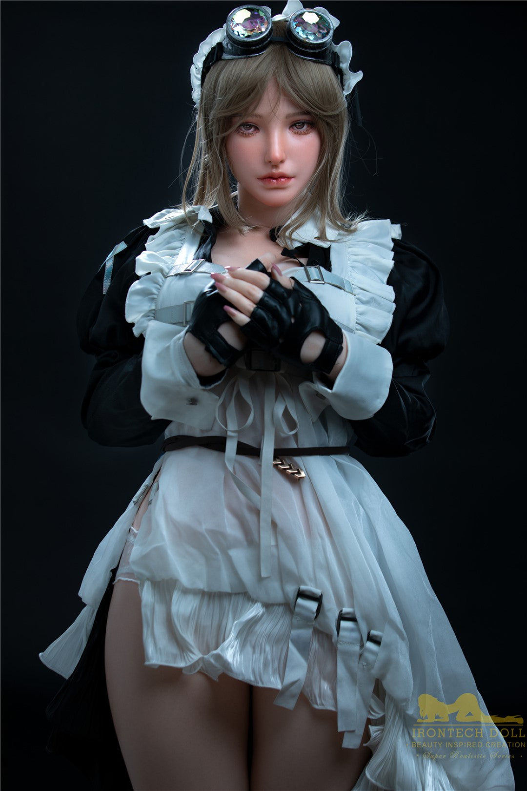 Cynthia Sexdocka (Irontech Doll 165cm F-Kupa S15 Silikon)