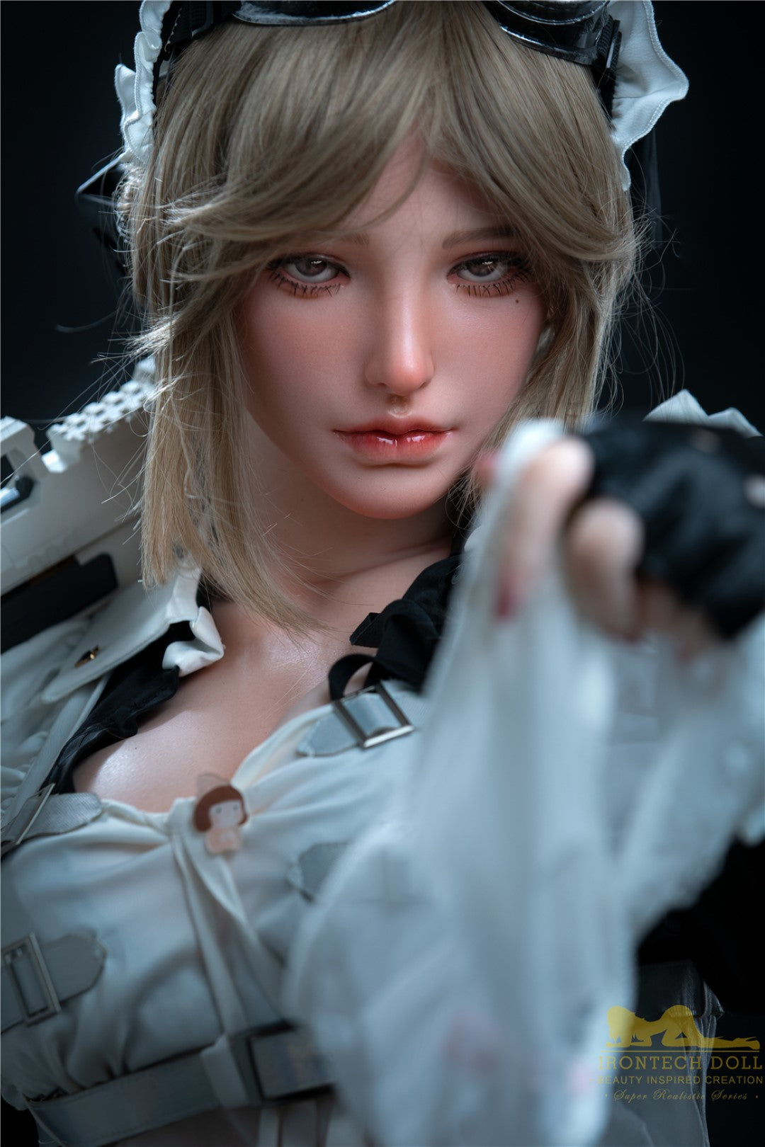 Cynthia Sexdocka (Irontech Doll 165cm F-Kupa S15 Silikon)