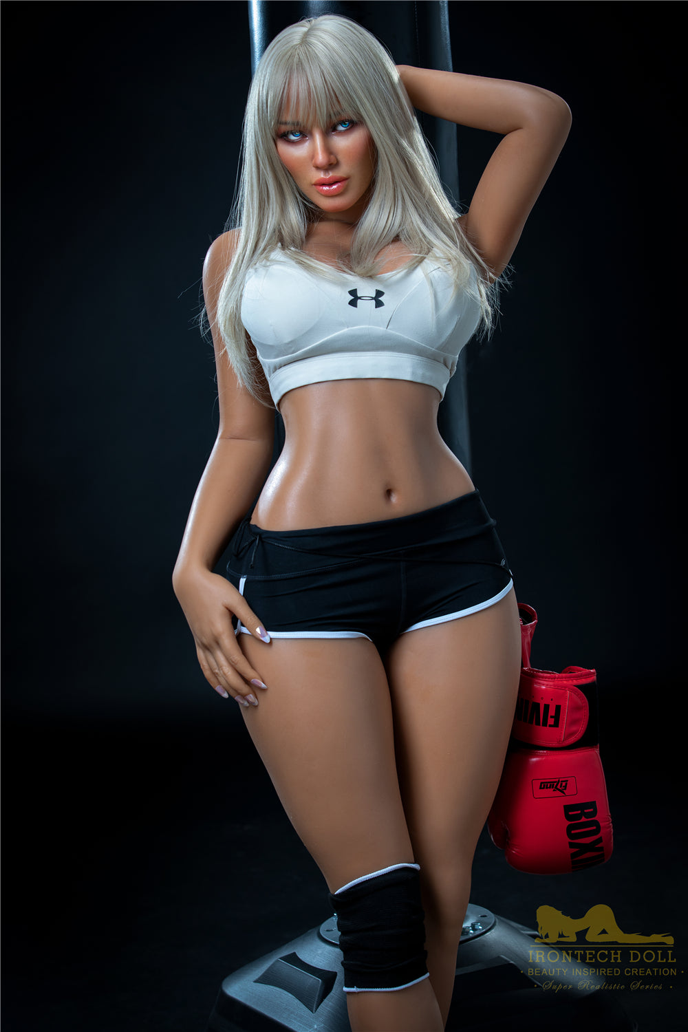 Sarya seksinukke (Irontech Doll 164 cm E-cup S26 silikoni)