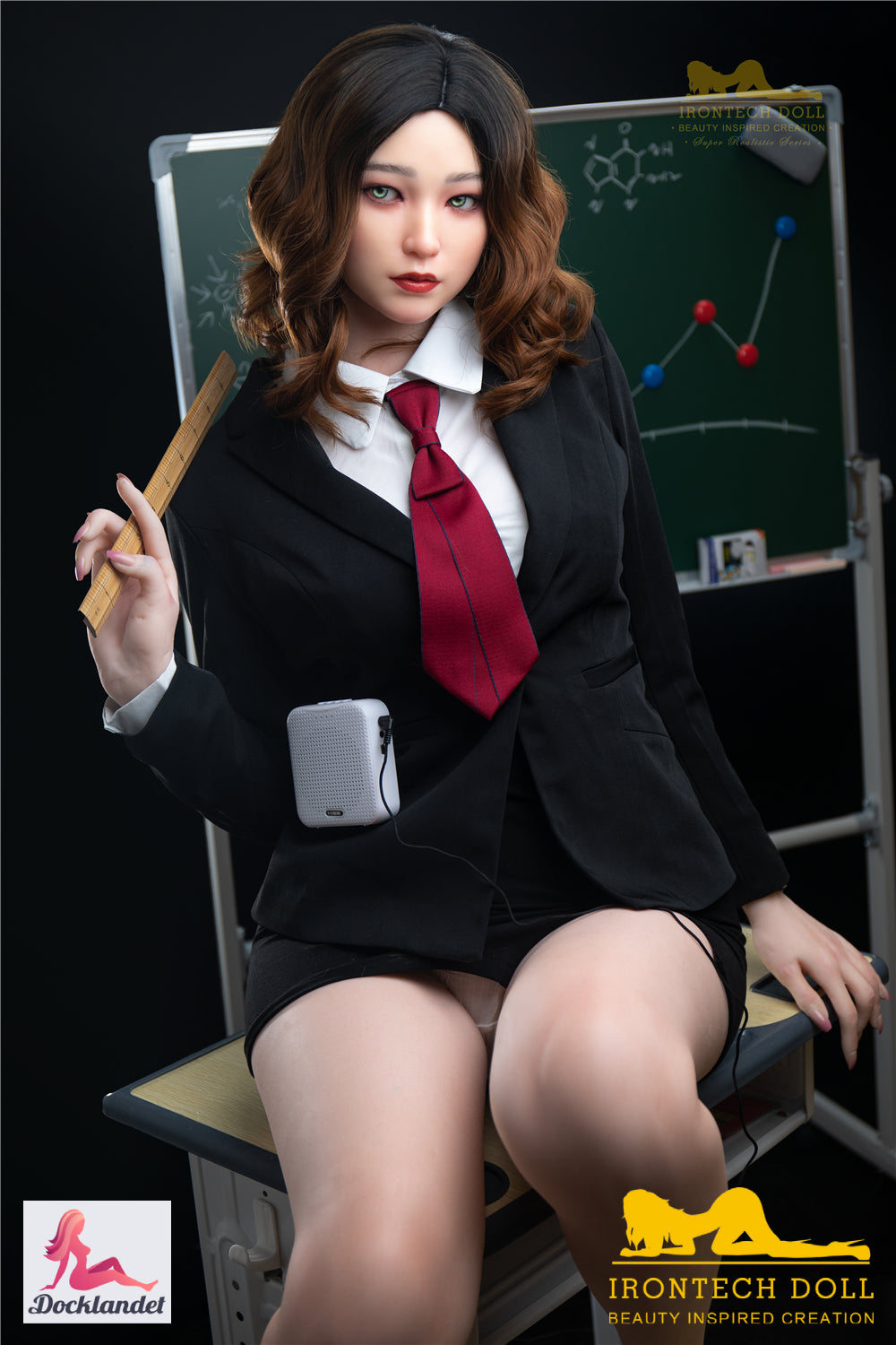 Karolina seksinukke (Irontech Doll 166 cm B-cup S10 silikoni)